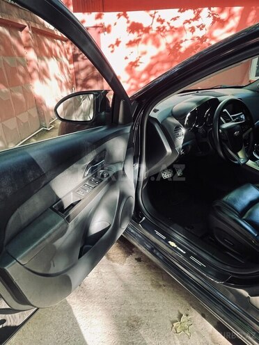 Chevrolet Cruze-5
