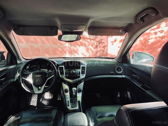 Chevrolet Cruze-6