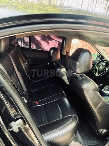 Chevrolet Cruze-10