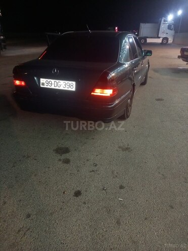 Mercedes C 220-2