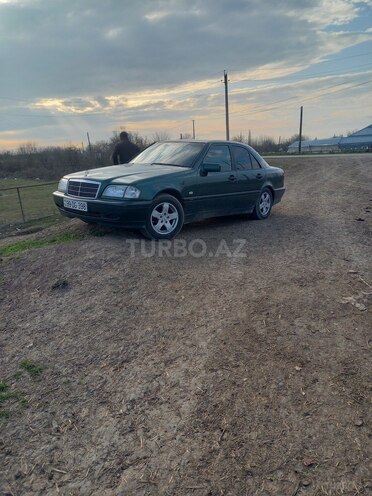 Mercedes C 220-1