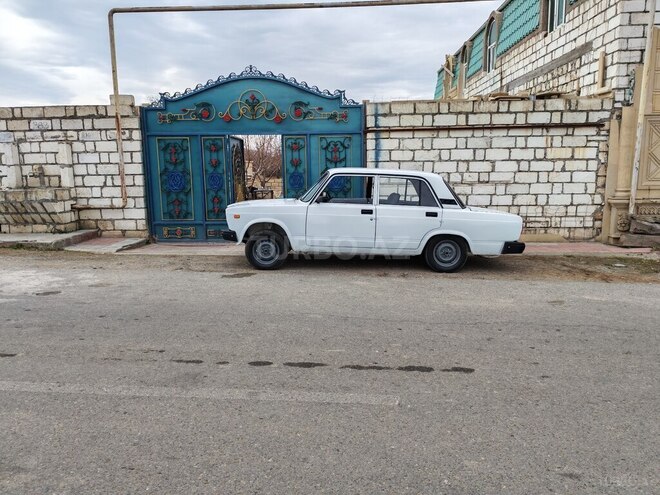 LADA (VAZ) 2107-3