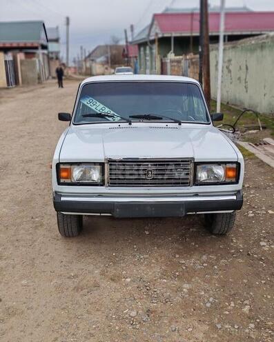LADA (VAZ) 2107-1