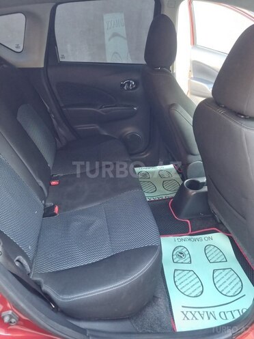 Nissan Note-7