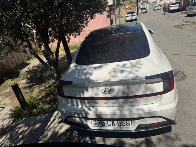 Hyundai Sonata-2