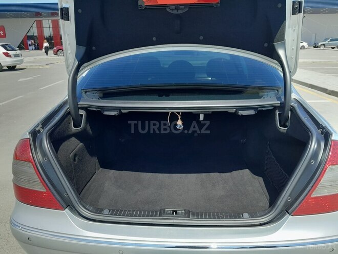 Mercedes E 350-16