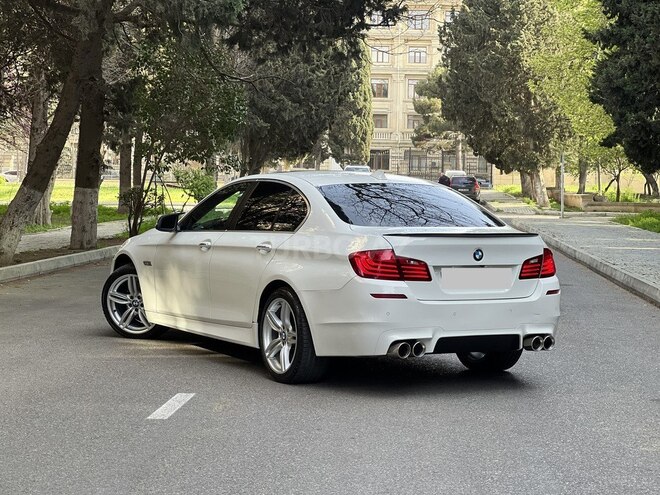BMW 528-9