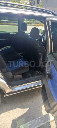 Opel Zafira-9