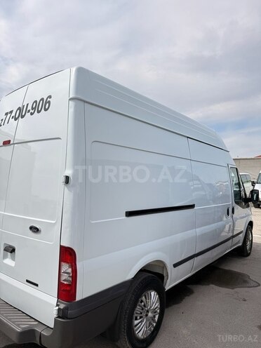 Ford Transit-7