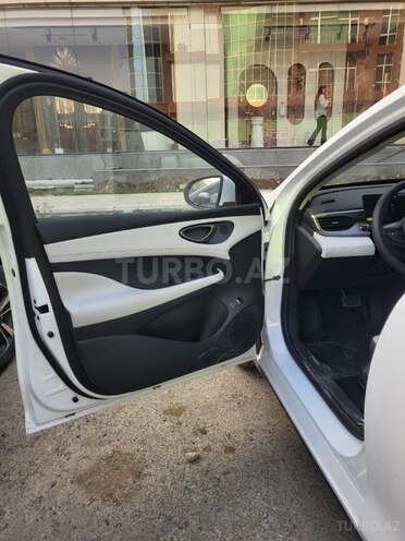 BYD Seal 05-10
