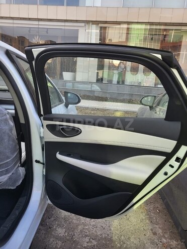 BYD Seal 05-14