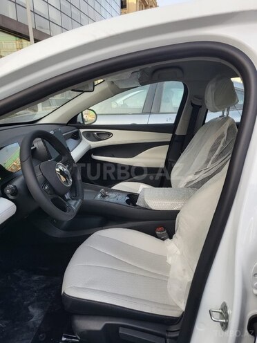 BYD Seal 05-12