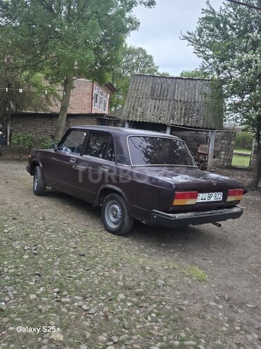 LADA (VAZ) 2107-10