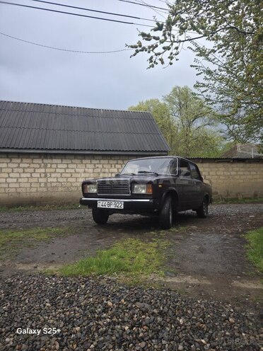 LADA (VAZ) 2107-1