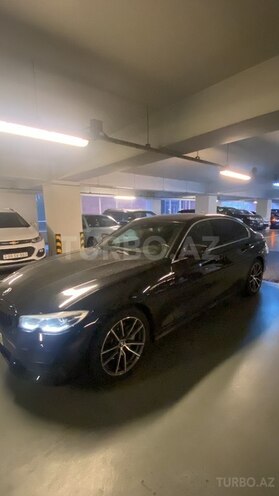 BMW 330-2