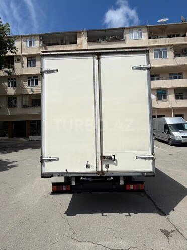 Ford Transit-5