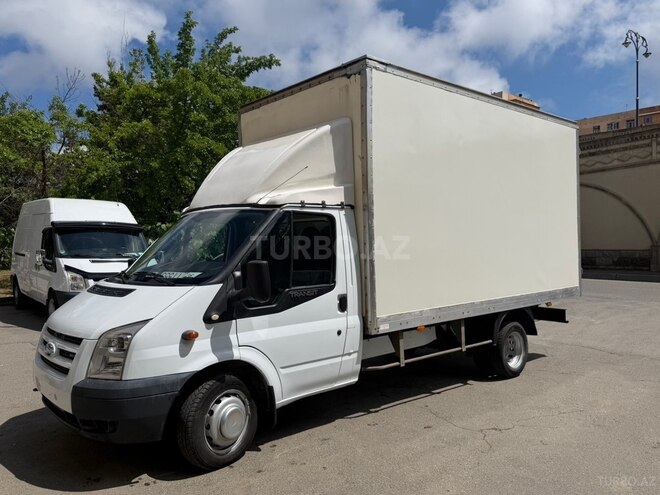 Ford Transit-2