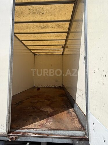 Ford Transit-11