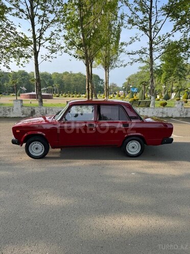 LADA (VAZ) 2107-2