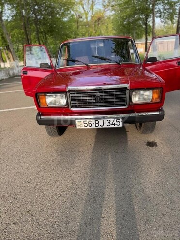 LADA (VAZ) 2107-1