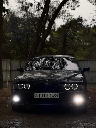 BMW 528-4