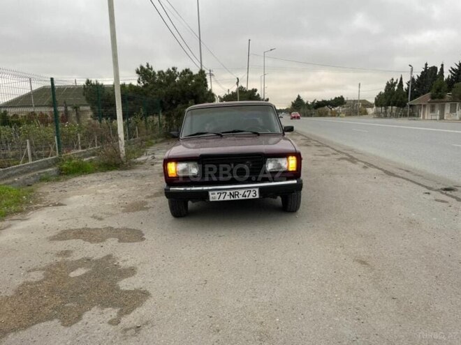 LADA (VAZ) 2107-1