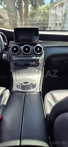 Mercedes GLC 300-9