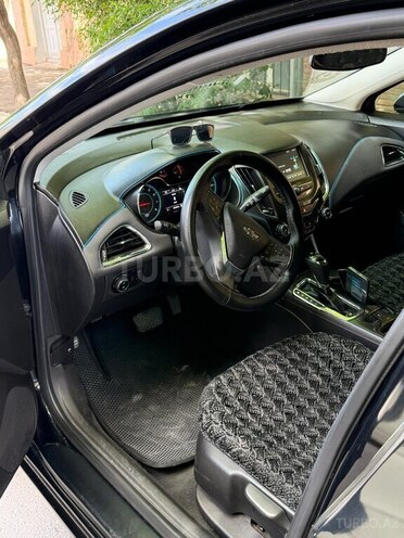 Chevrolet Cruze-9