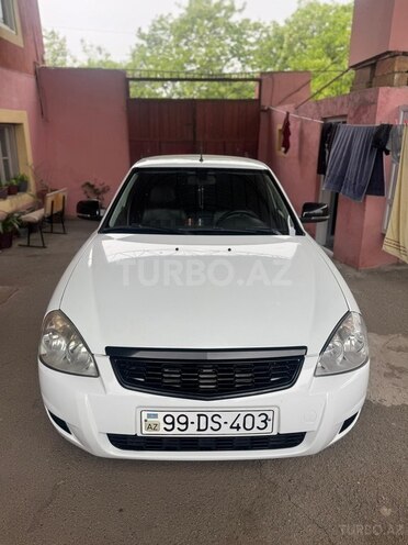 LADA (VAZ) Priora-1