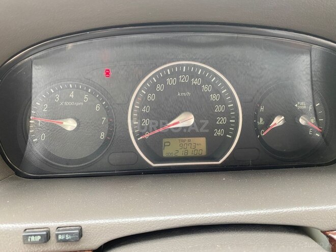 Hyundai Sonata-10
