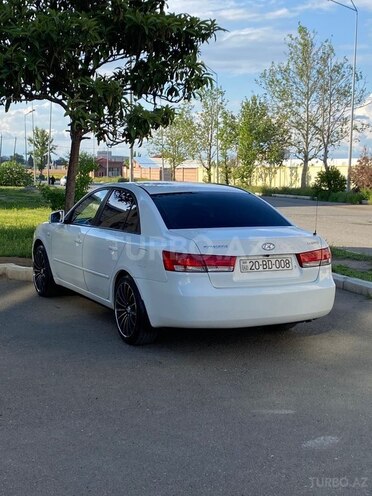 Hyundai Sonata-2