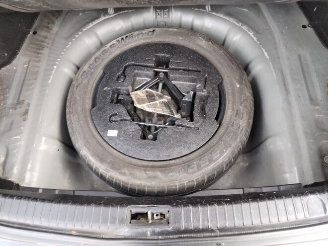 Hyundai Sonata-15