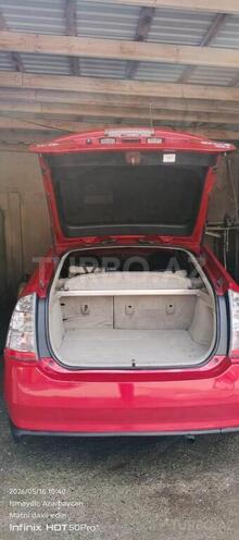 Toyota Prius-5