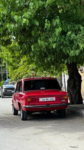 LADA (VAZ) 21011-2