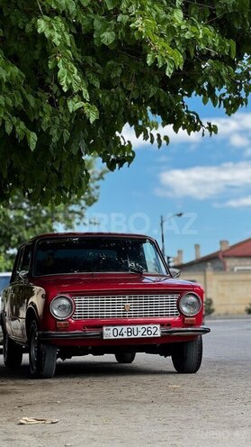 LADA (VAZ) 21011-1