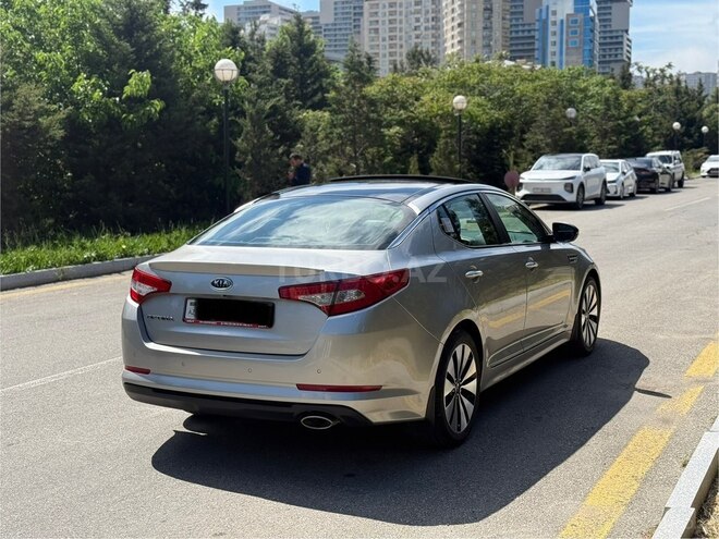 Kia Optima-5