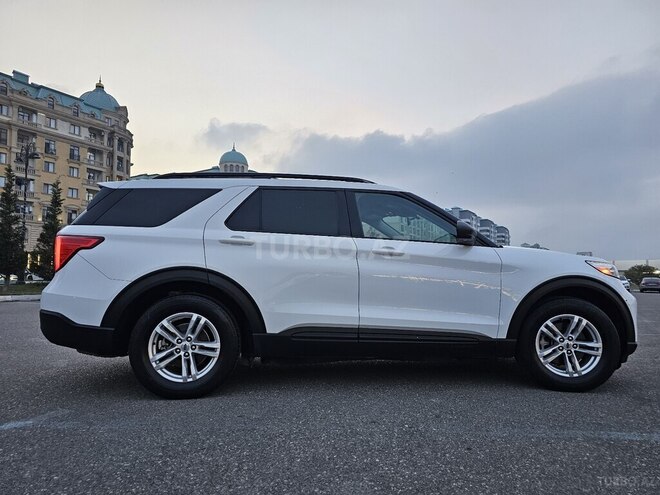 Ford Explorer-9