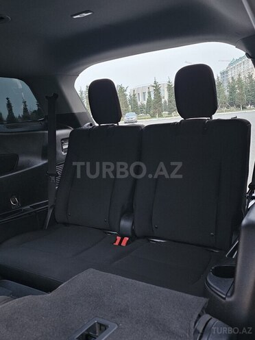 Ford Explorer-19