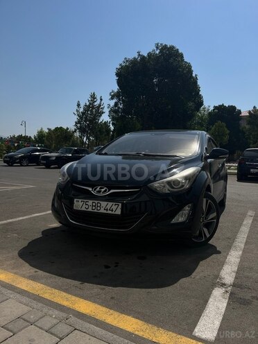 Hyundai Elantra-1