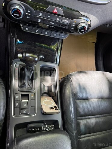 Kia Sorento-9