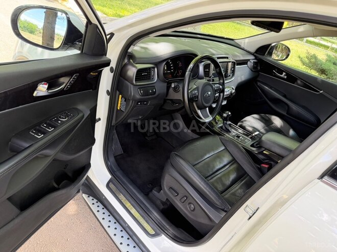 Kia Sorento-15