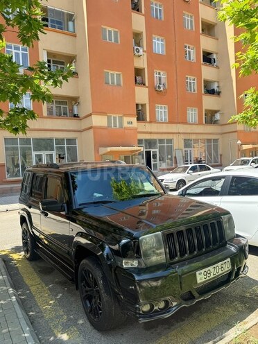 Jeep Commander-1