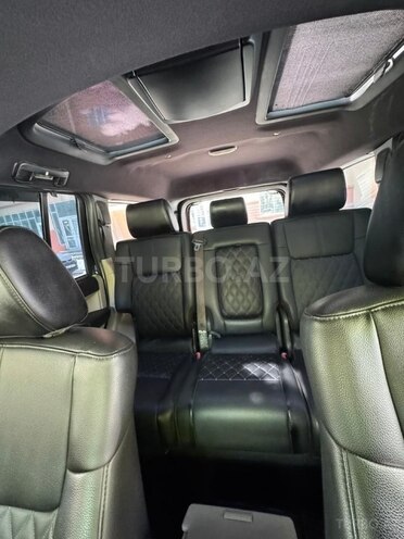 Jeep Commander-6