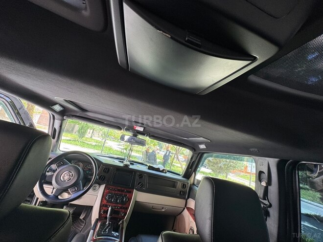Jeep Commander-7