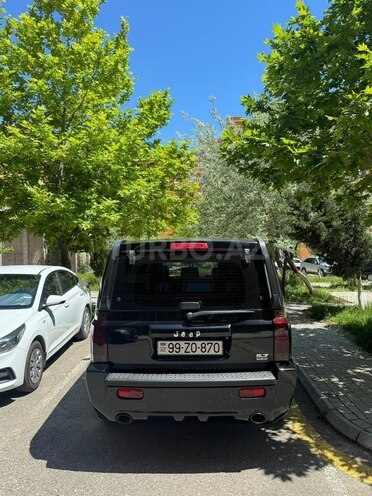 Jeep Commander-13