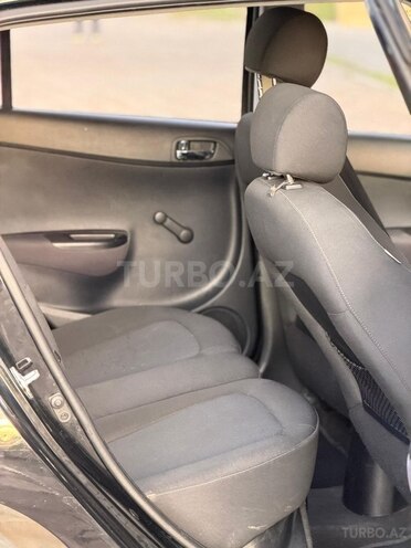 Hyundai i20-8