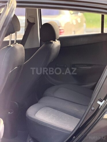 Hyundai i20-9