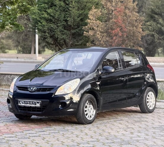 Hyundai i20-3