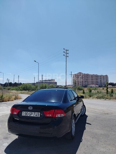 Kia Optima-4