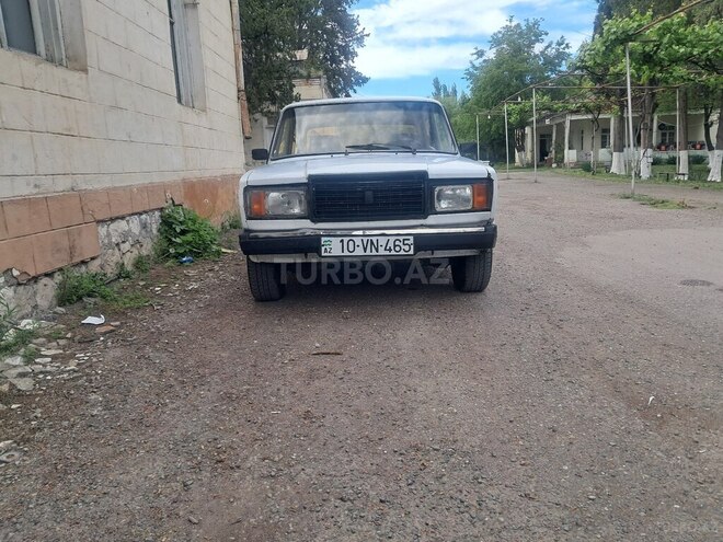 LADA (VAZ) 2107-2